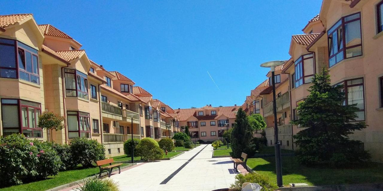 Rias Baixas En Ribeira Piso Centrico Con Parking Y Wifi Appartement Buitenkant foto