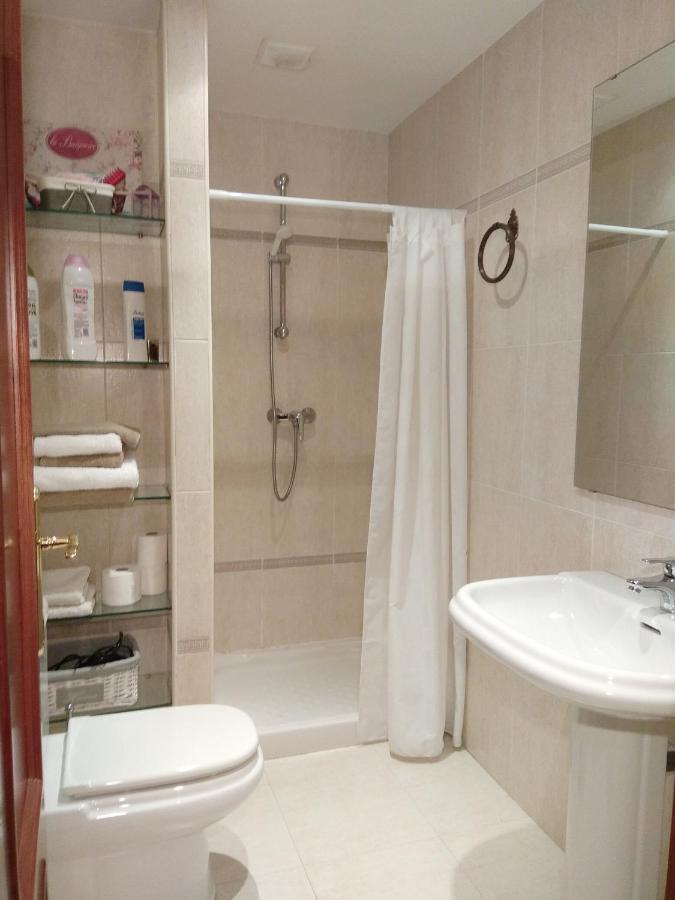 Rias Baixas En Ribeira Piso Centrico Con Parking Y Wifi Appartement Buitenkant foto